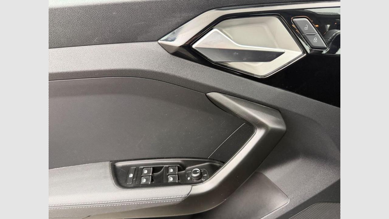 imagen swiper vehículo 15