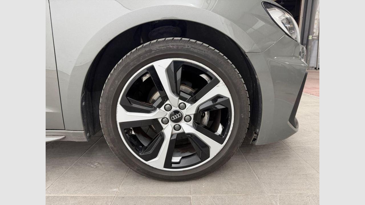 imagen swiper vehículo 18