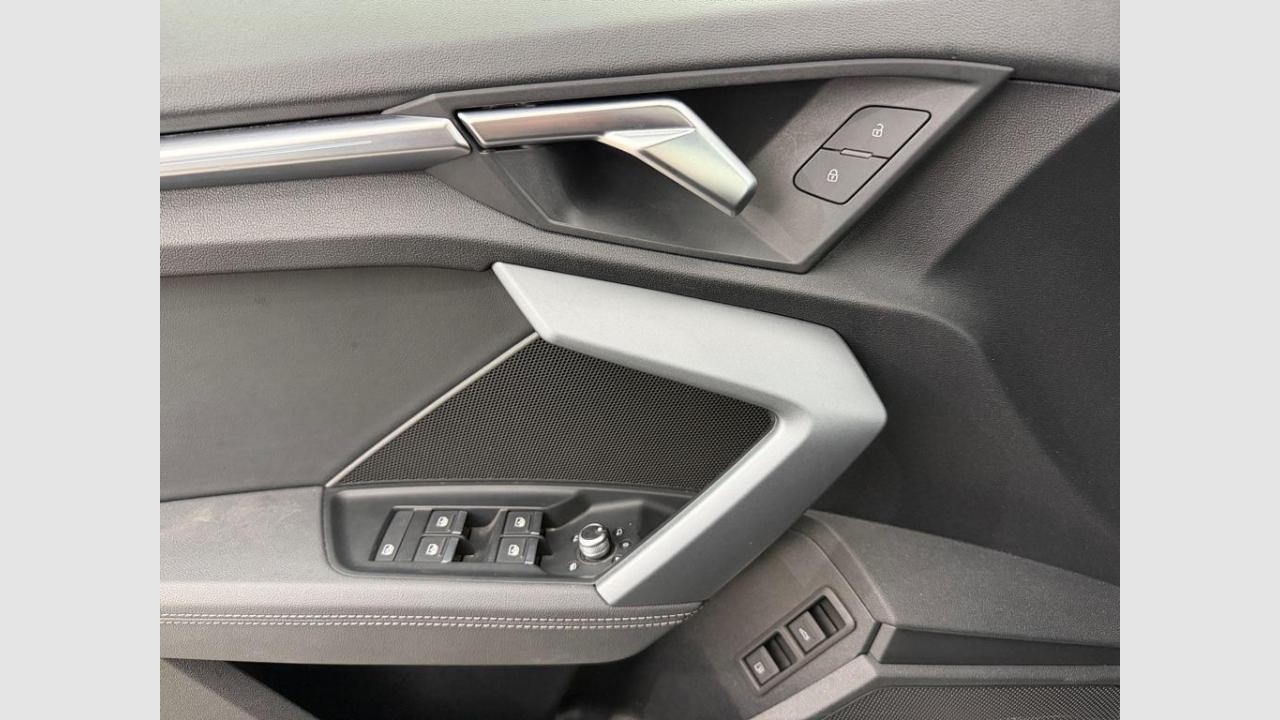 imagen swiper vehículo 15