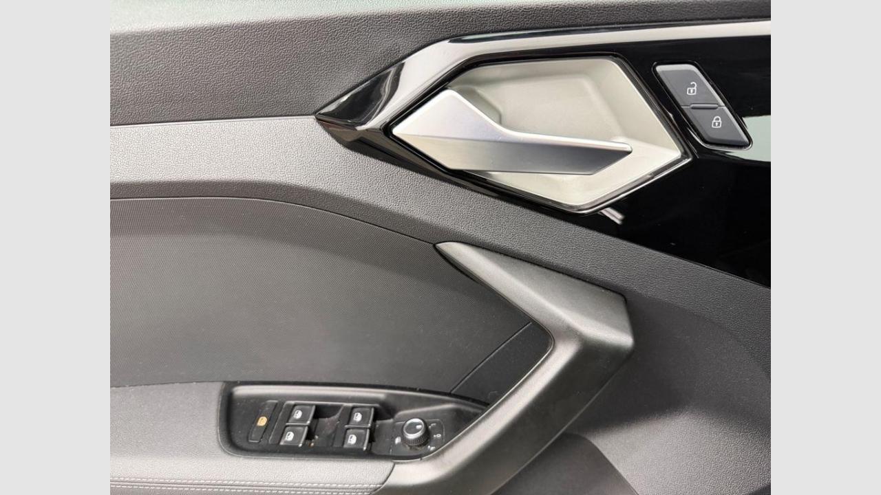 imagen swiper vehículo 15