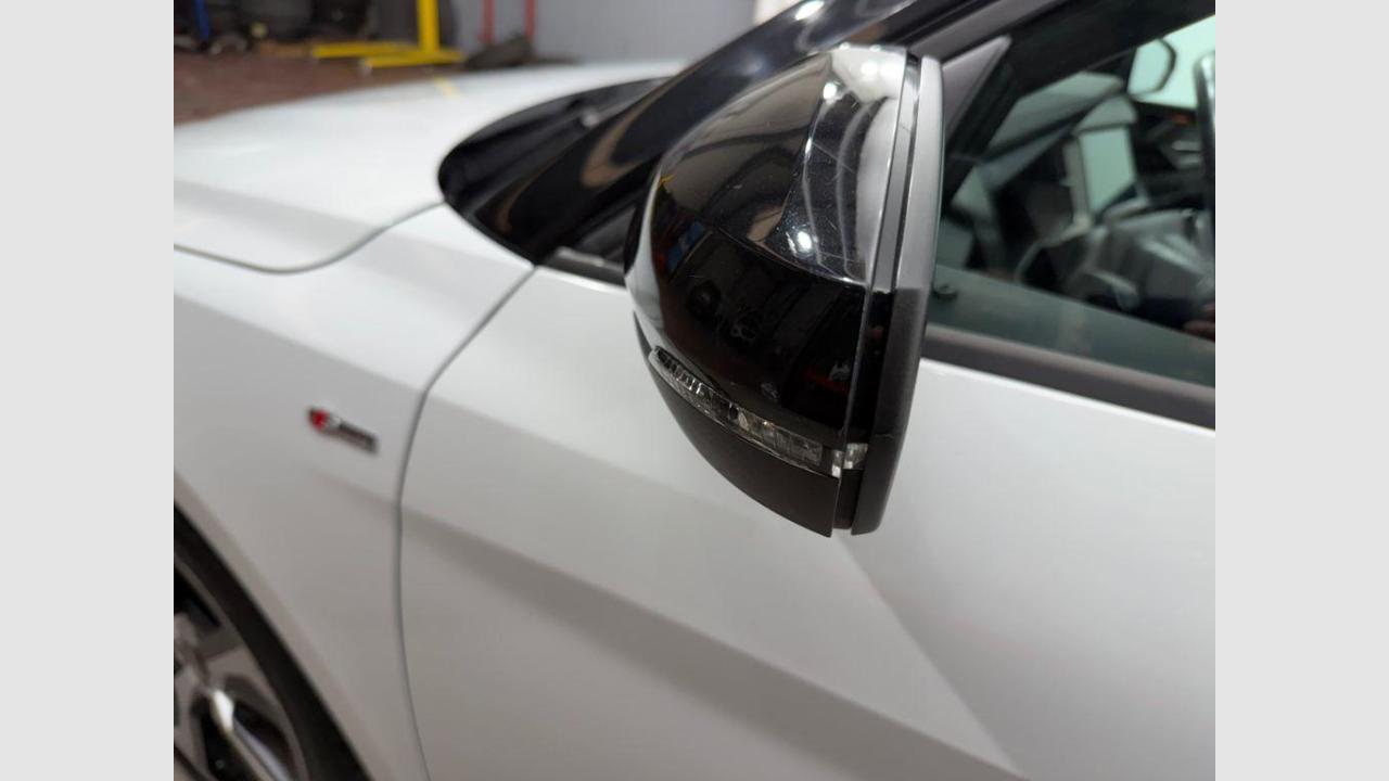 imagen swiper vehículo 17