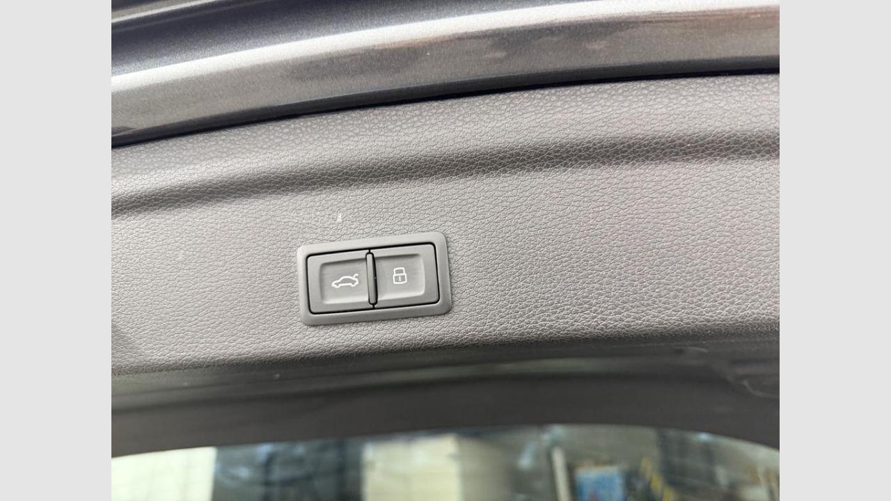 imagen swiper vehículo 11