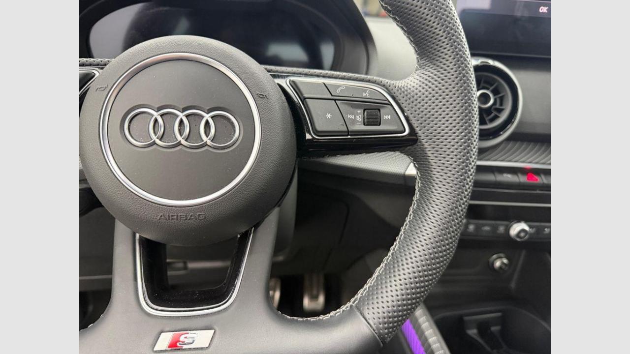 imagen swiper vehículo 17