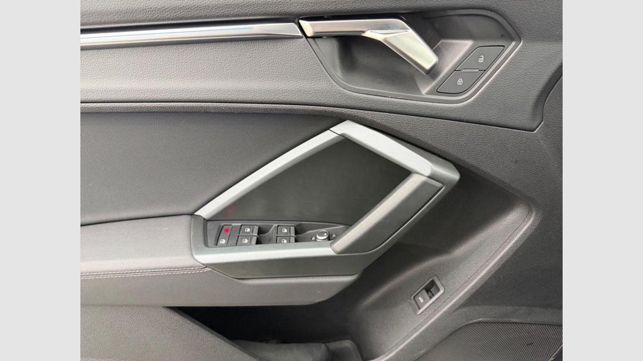 imagen swiper vehículo 15