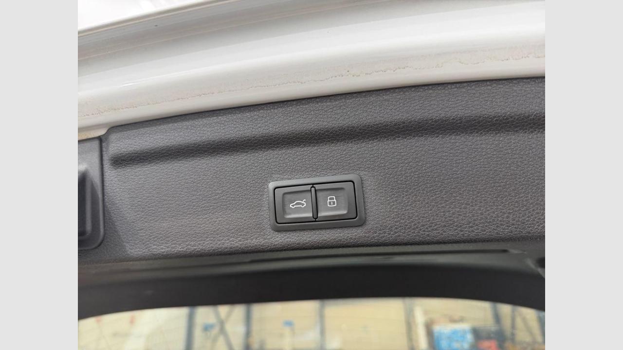 imagen swiper vehículo 11