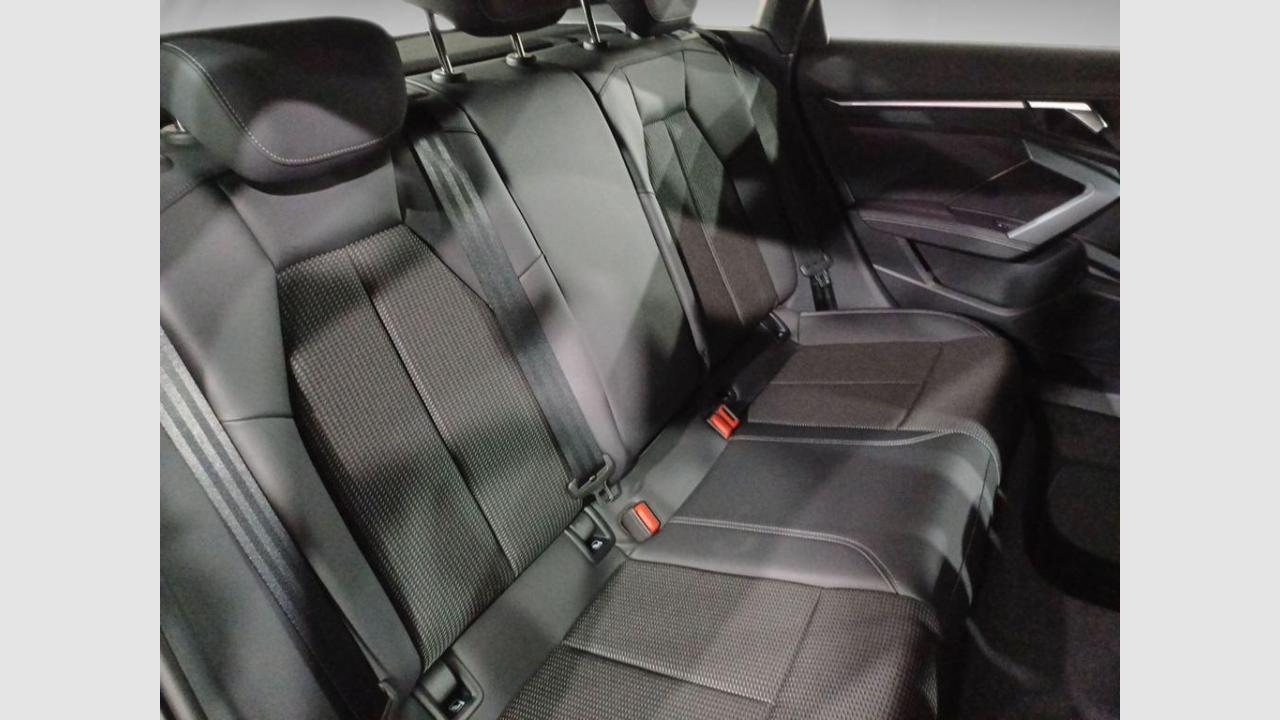 imagen swiper vehículo 8