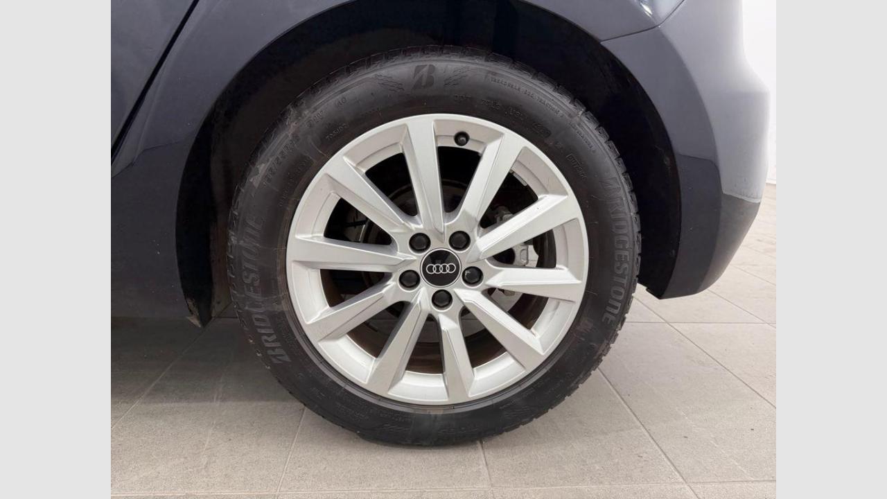 imagen swiper vehículo 17