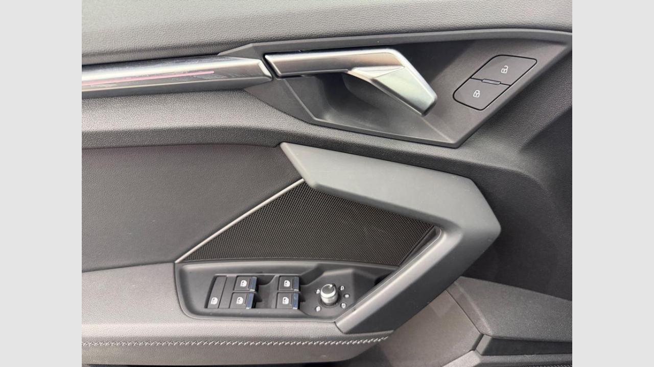 imagen swiper vehículo 15