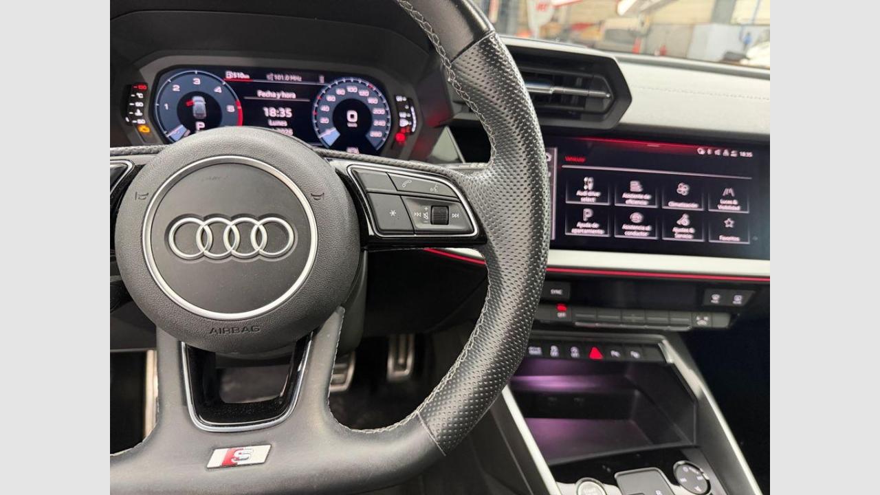 imagen swiper vehículo 16