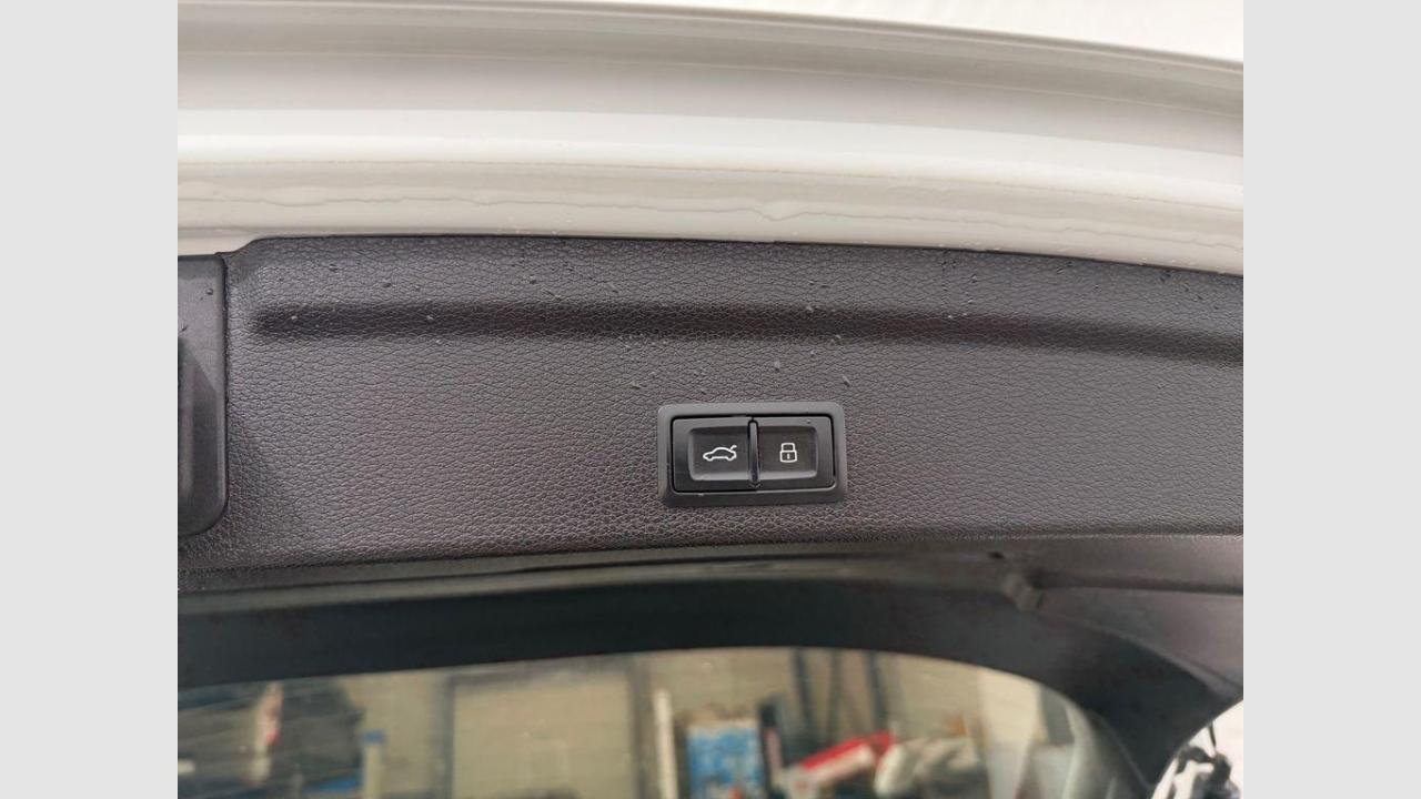 imagen swiper vehículo 11