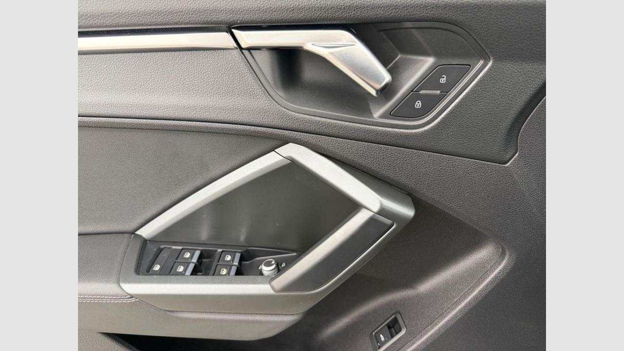 imagen swiper vehículo 15