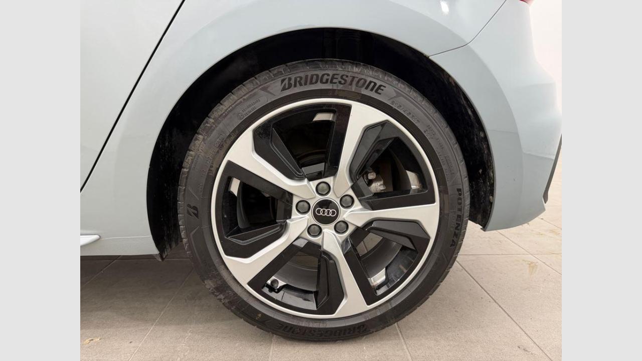 imagen swiper vehículo 18