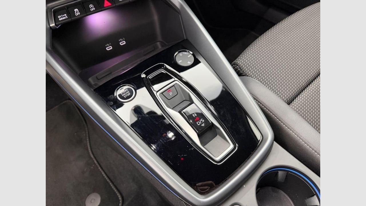 imagen swiper vehículo 17