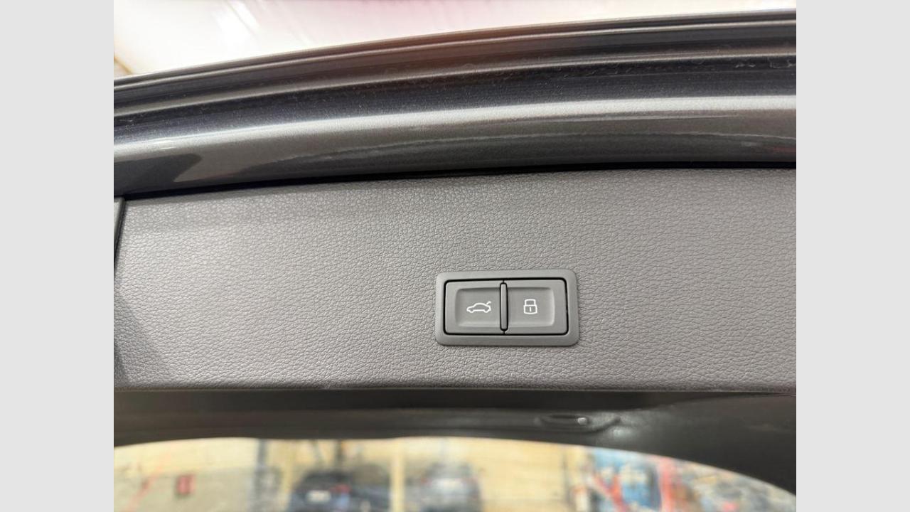 imagen swiper vehículo 11